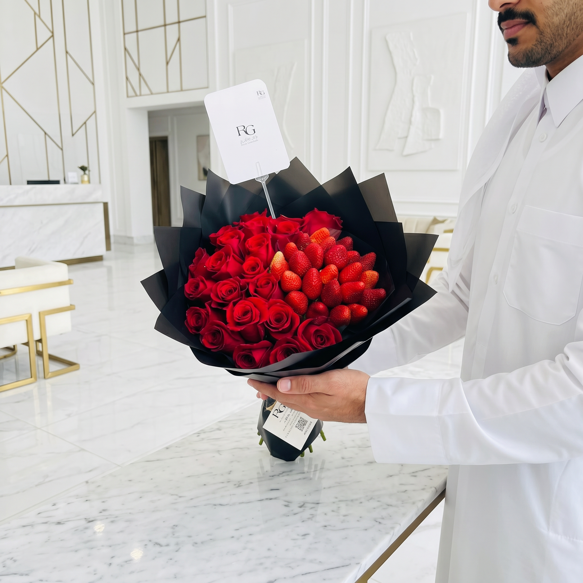 باقة ورد مع الفراولة رقم.16253