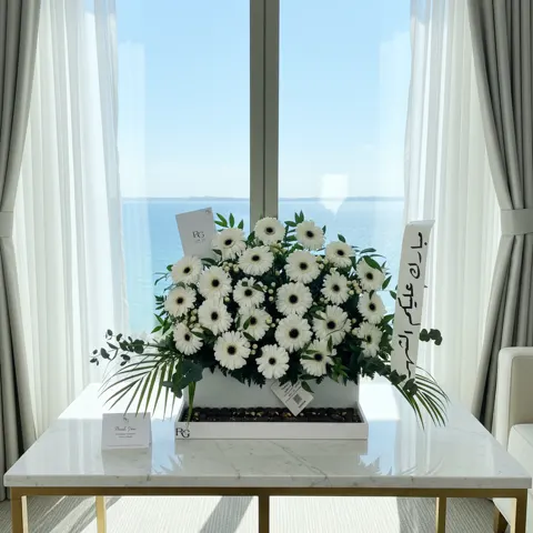 بوكس ورد مع شوكولاته رقم.16912