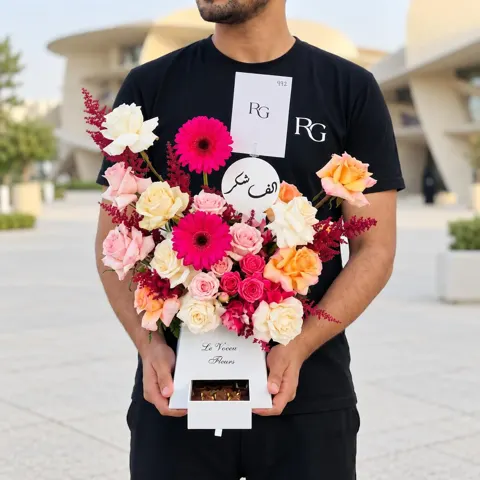 بوكس ورد مع شوكولاته رقم.34782