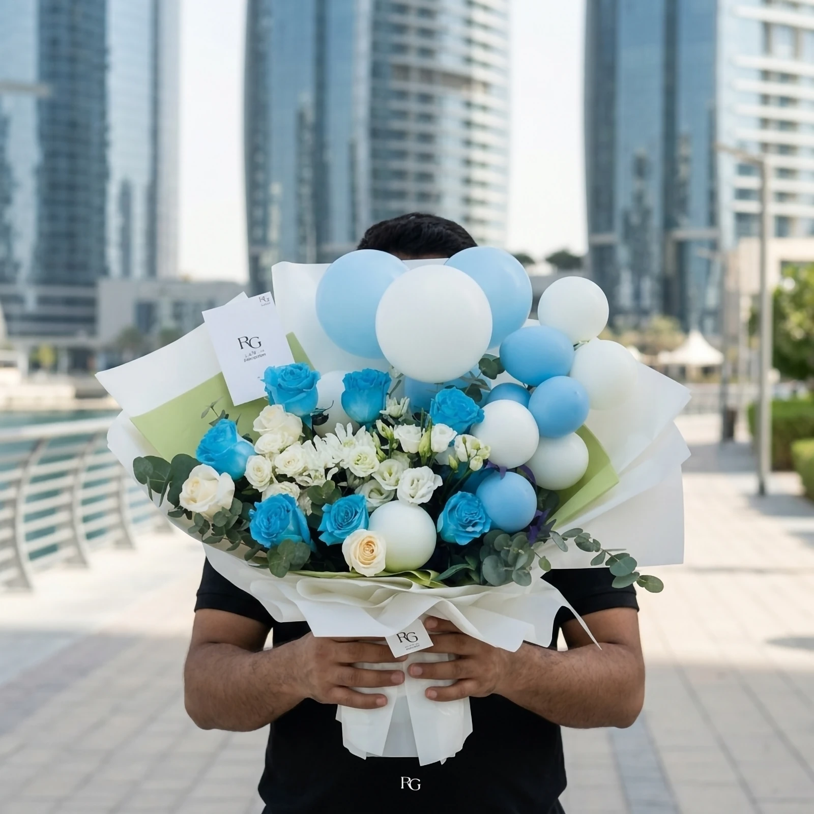 باقة ورد مع بالون رقم.11394